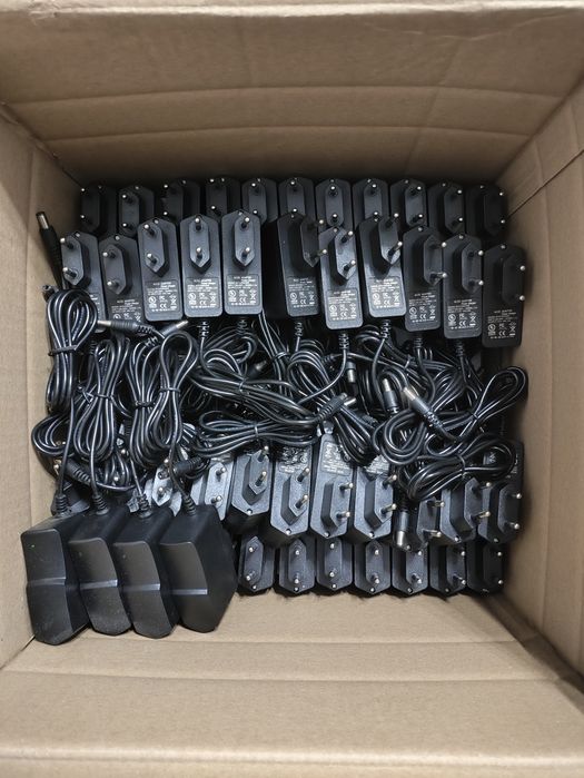 Pakiet 60 szt. Zasilacz impulsowy 5V 2A Nowe