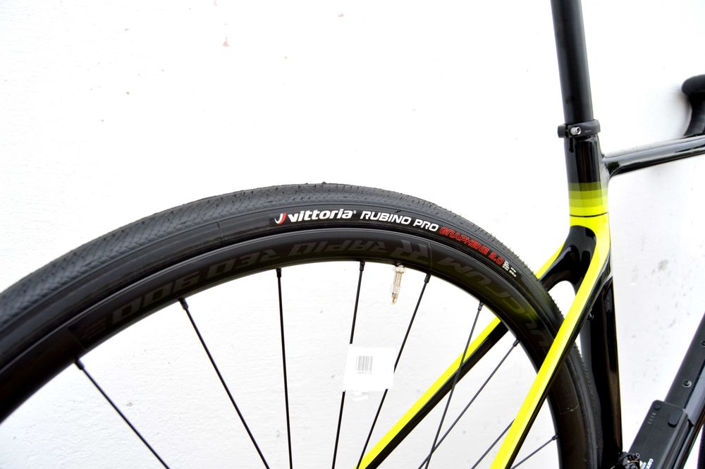 FV23% Przebieg 15km Road+ Lampki radar CANNONDALE SYNAPSE 2 RL Ultegra