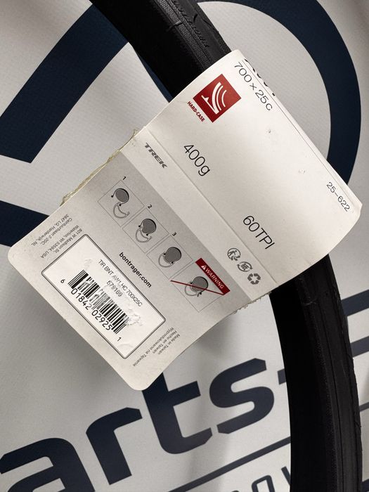 Opony szosowe Bontrager AW1 Hard-Case 700x25 c Komplet