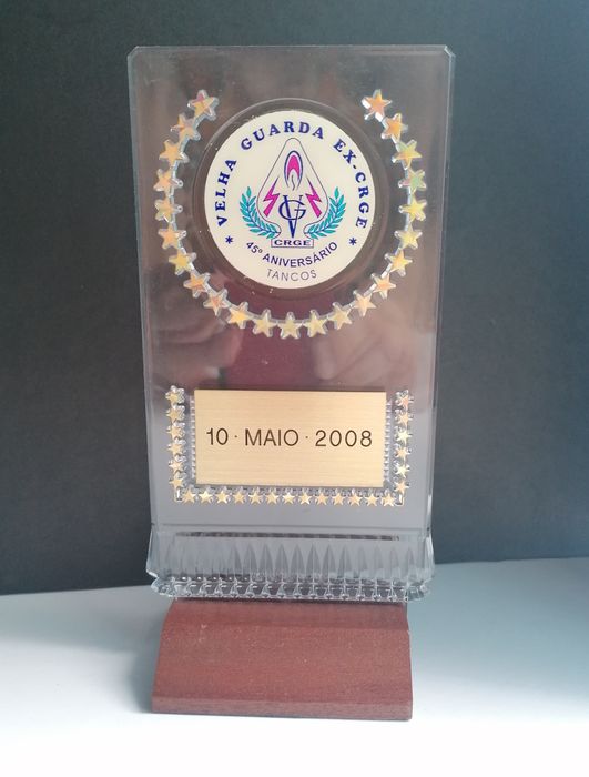 Conjunto 4 troféus da empresa Companhias Reunidas de Gás Electricidade