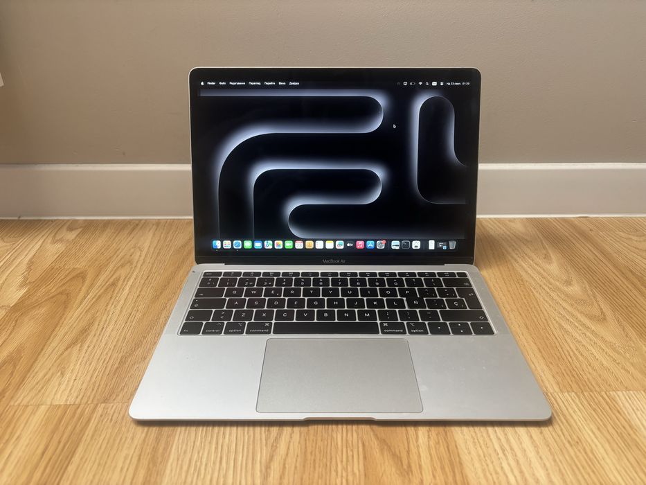Ноутбук Macbook Air 2018 13-inch [ 128 SSD / 8 GB ]