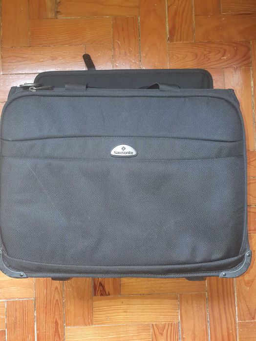 Mala computador para viagem
