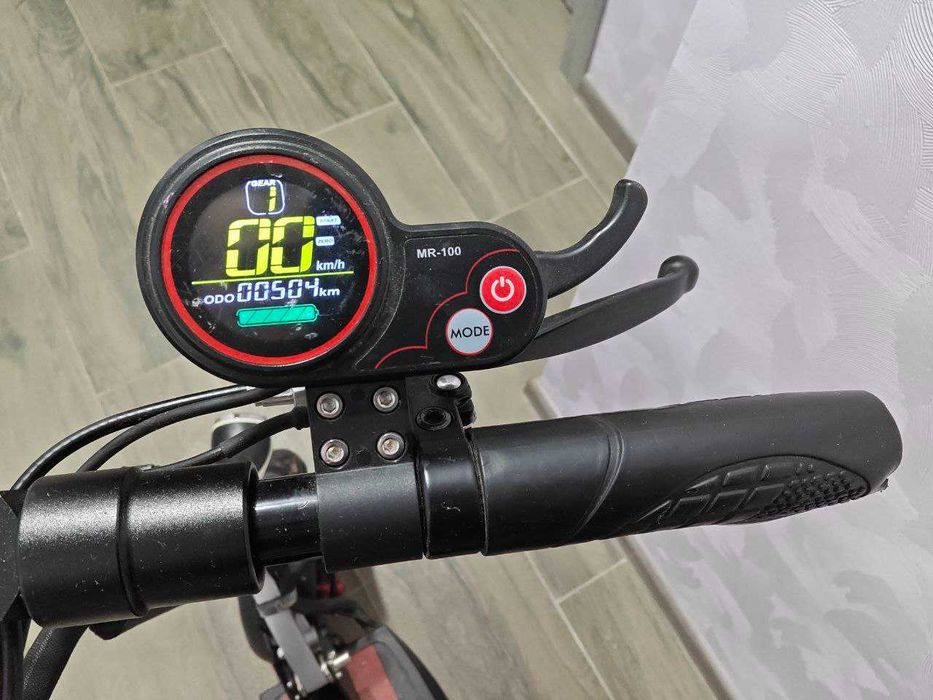 Продам електросамокат