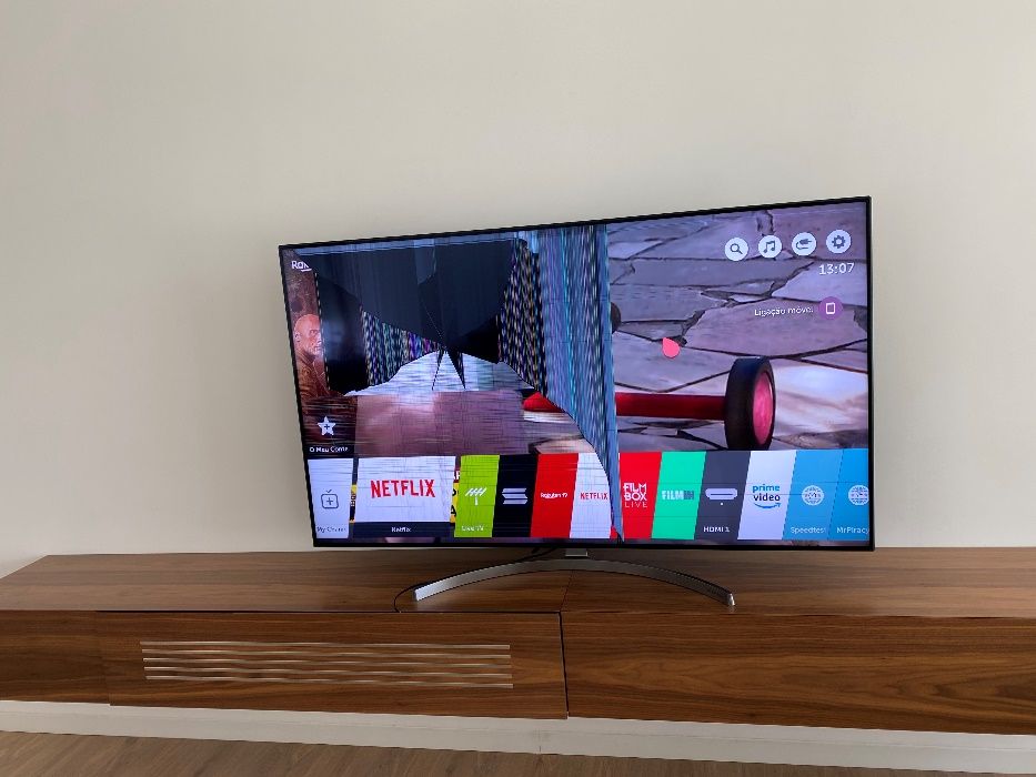 Televisão p/ Peças ou reparacao de ecrã - TV LG 65SK8500PLA