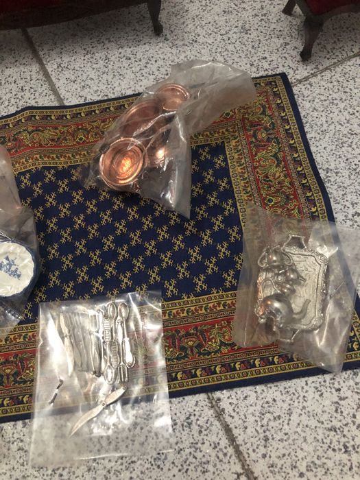 Casa de bonecas sala de jantar em madeira