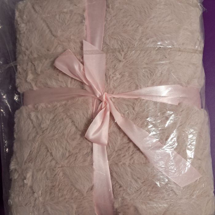 Продам плед 130×170 новий