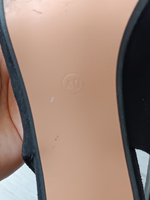 Шикарні туфлі р 40 Натуральна замша