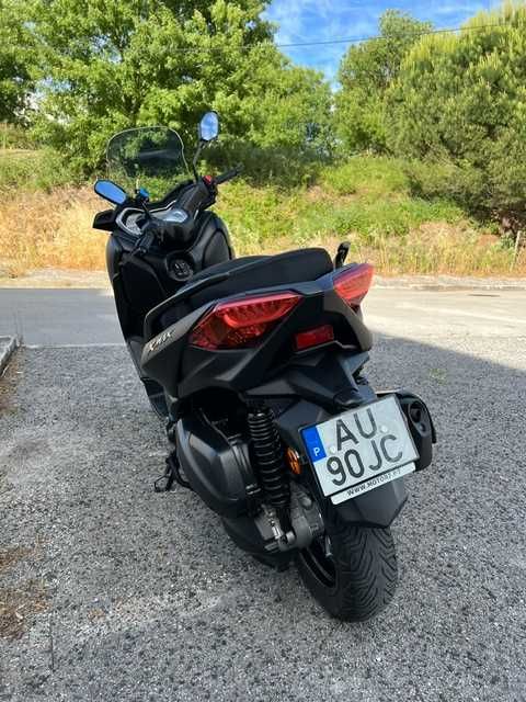 Yamaha XMAX 300 em excelente estado
