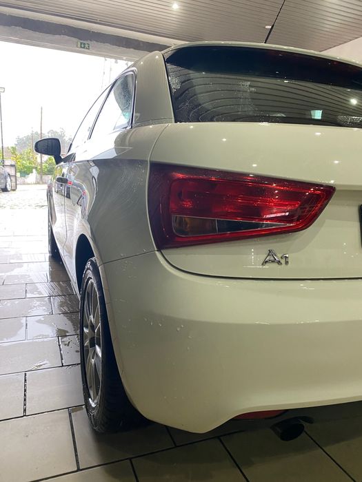 Audi A1 1.6 tdi em bom estado