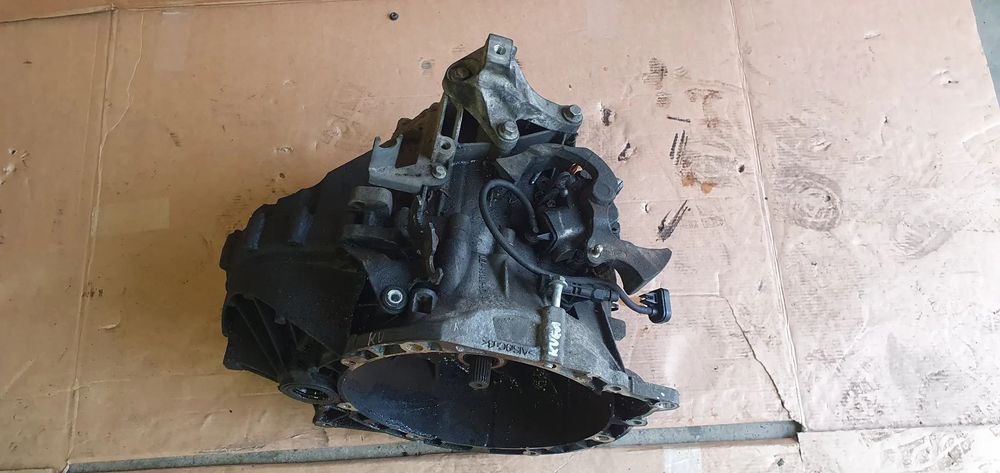 Skrzynia biegów manualna Ford kuga MK1 2.0 TDCI AV4R-7002-AB