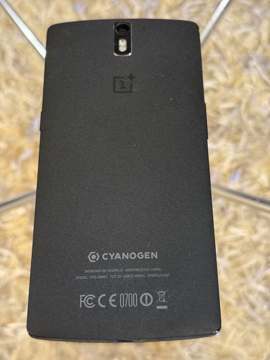 OnePlus One 64GB – Impecável – Com Caixa Original (Relíquia)