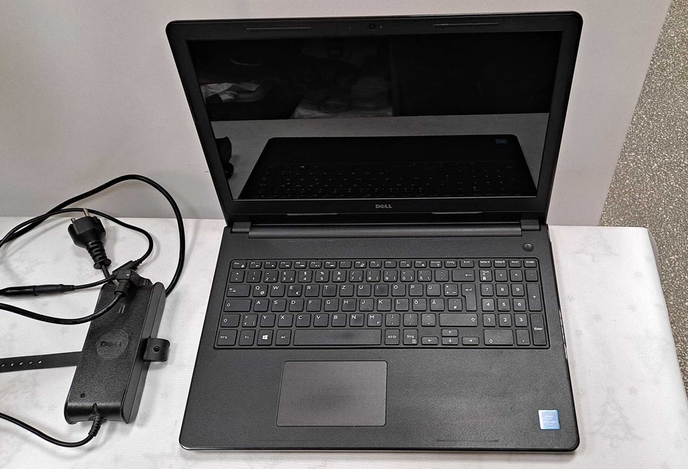 laptop Dell Inspiron 15