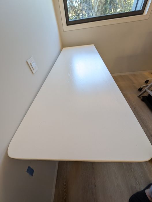 Secretária lacada com bloco 4 gavetas