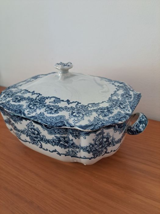 Terrina Real Fabrica Sacavem