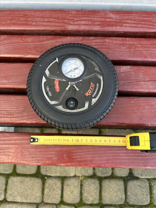 Продам автомобільний компресор Кото 12v-702