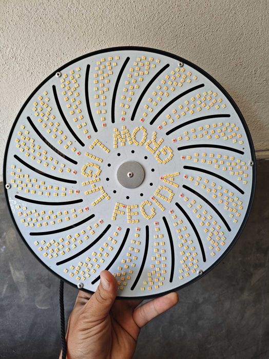 Lâmpada de cultivo LED Fecida 130w 12000 lumens