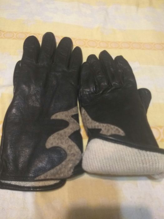 Перчатки, рукавички, варежки женские.