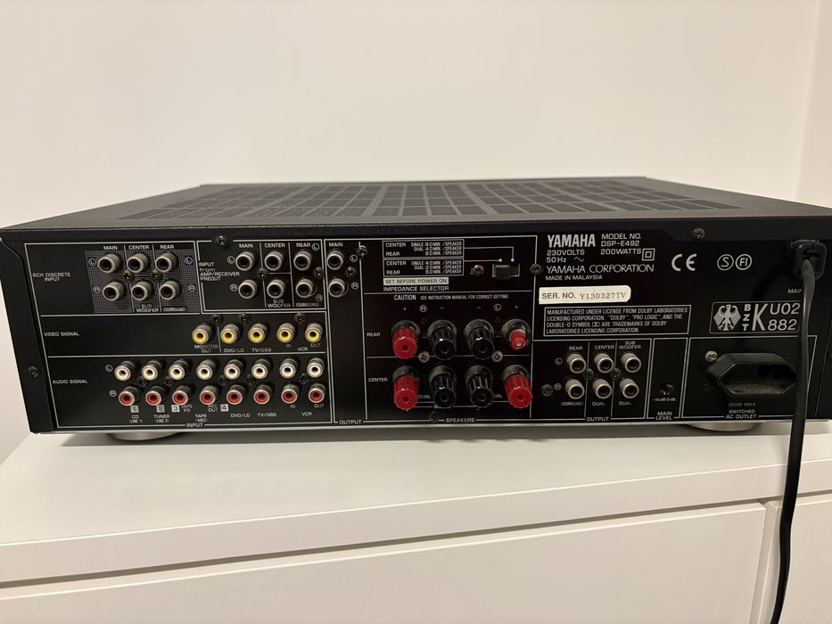 Amplificador Yamaha DSP-E492