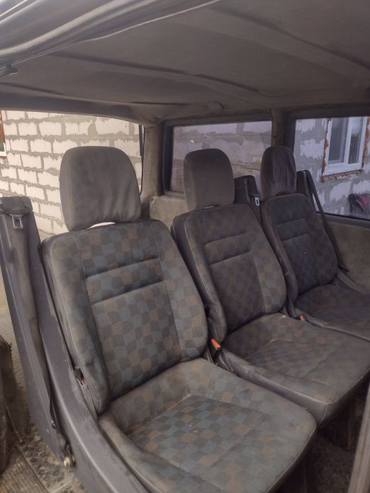 Продам авто Mercedes-Benz VITO