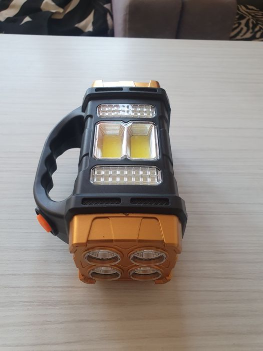 Latarka solarna NOWA