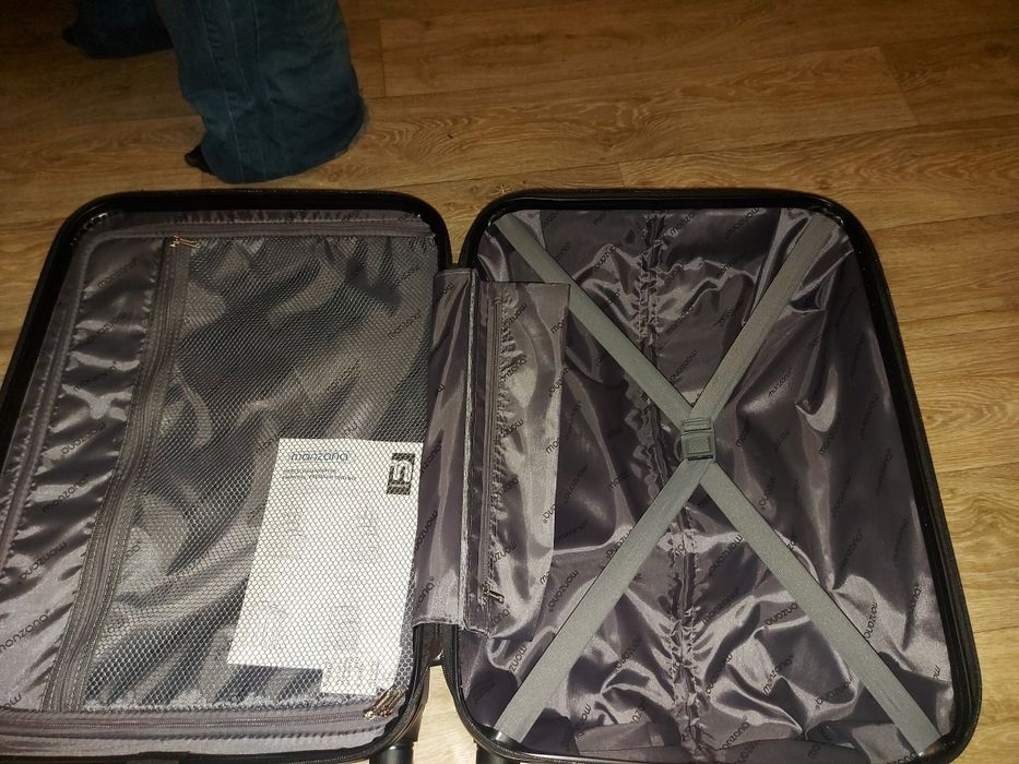 Walizka szara jak nowa
