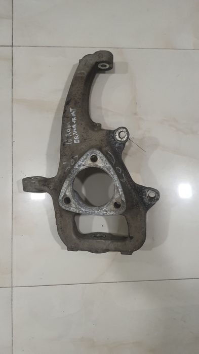 Поворотный кулак Ram 1500