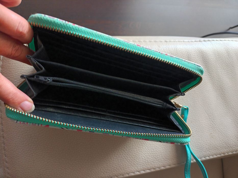 Carteira nova a estrear