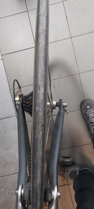 Bicicleta de corrida muito leve made em França
