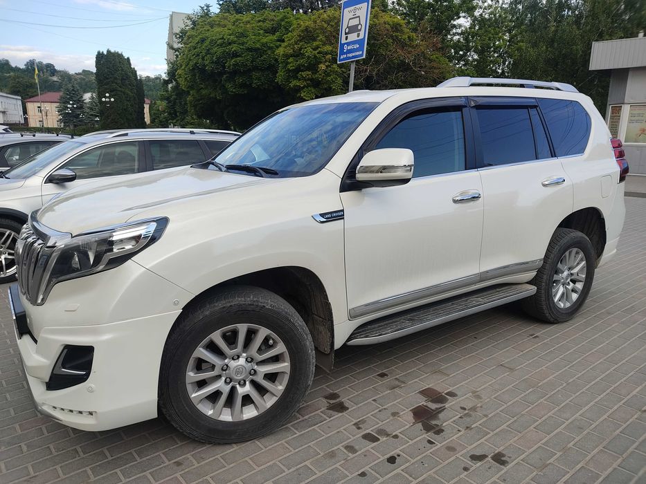 Послуги легковим авто.