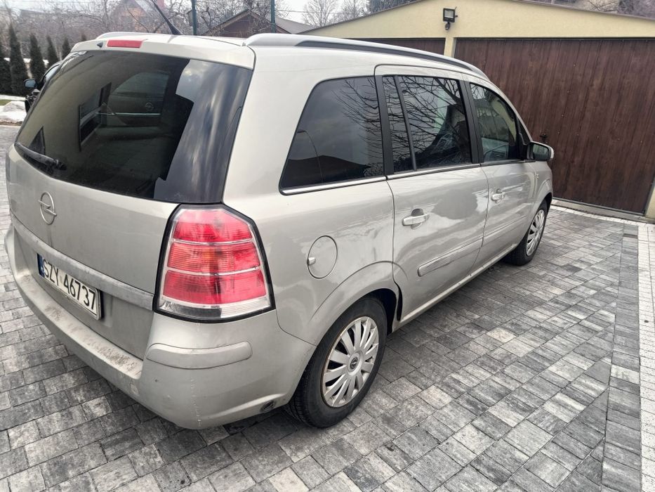 Opel Zafira 1.8 +LPG 7osobowe