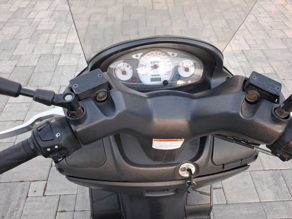 Skuter Suzuki Burgman 125 cc