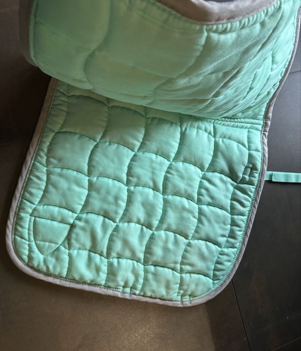 Mietowy czaprak+nauszniki