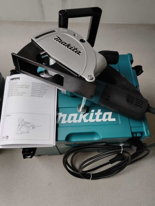 Bruzdownica Makita