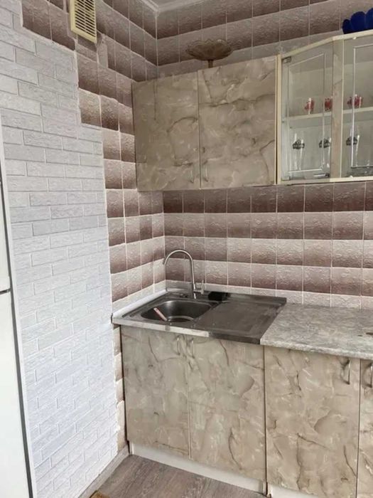 Сдаётся 3-комнатная квартира в районе Химик