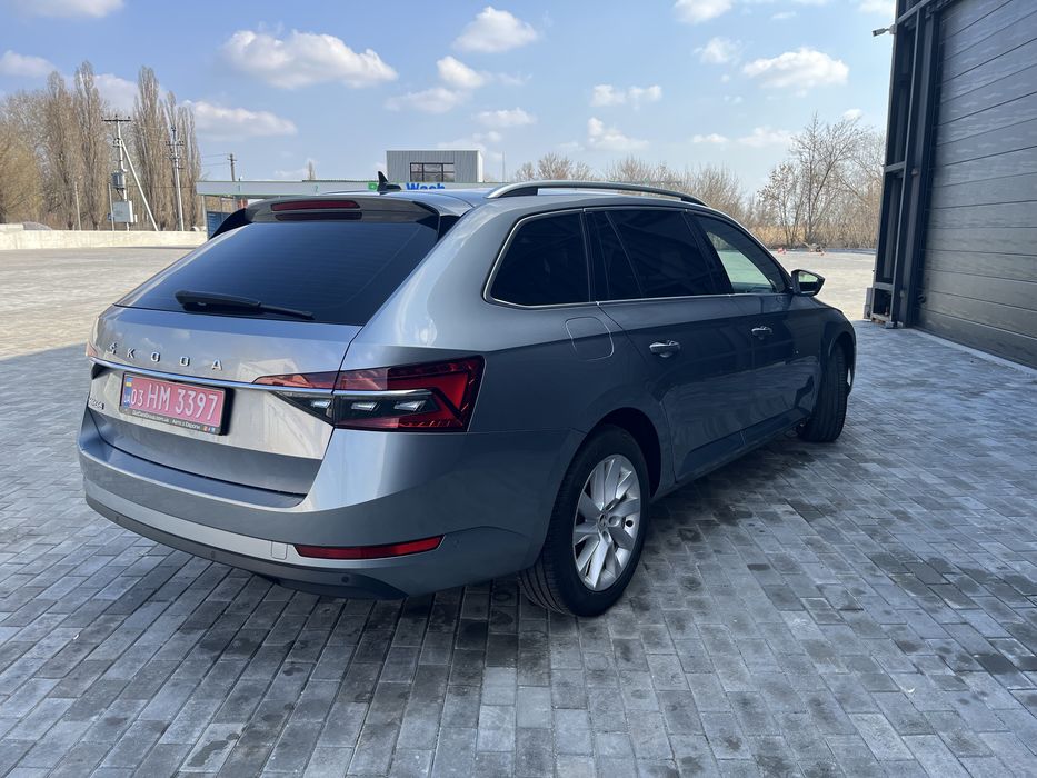 Шкода суперб skoda superb 2021 рік 2.0 тді