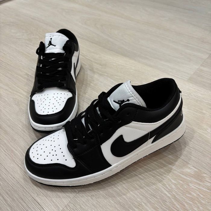 Nike air jordan 1 low