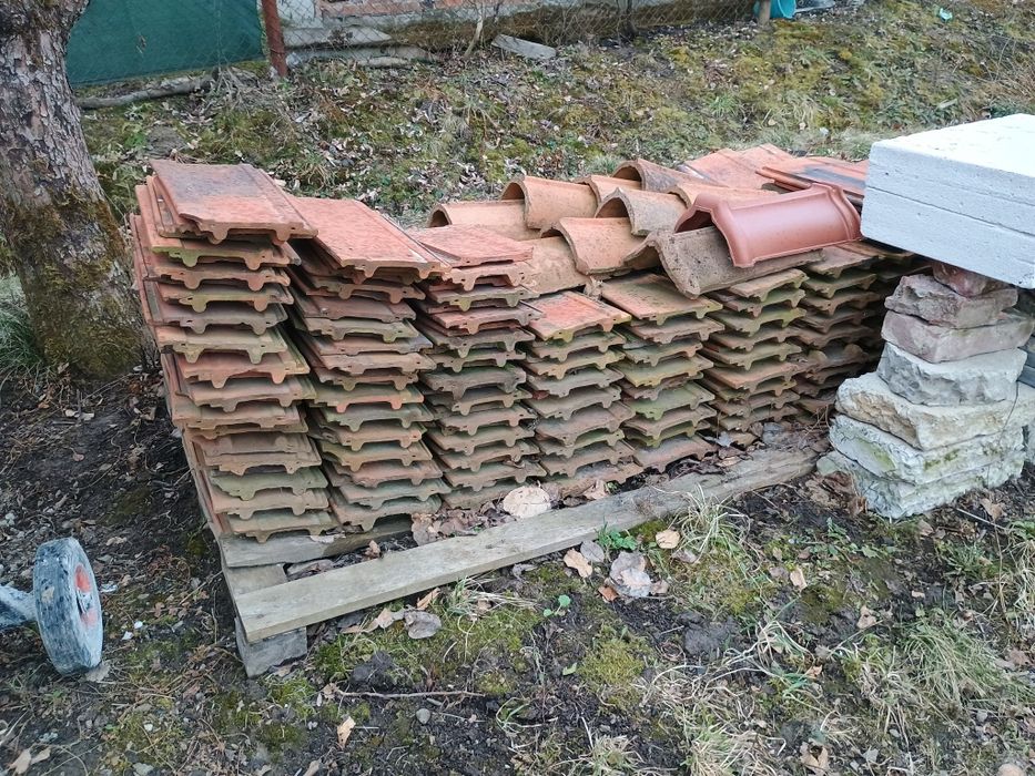 Дахівка, черепиця