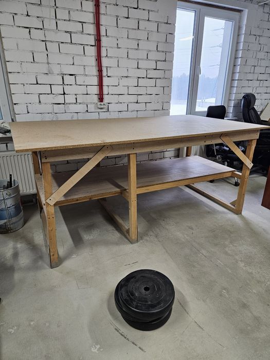 Стіл зручний великий для пакування розкрою тканини