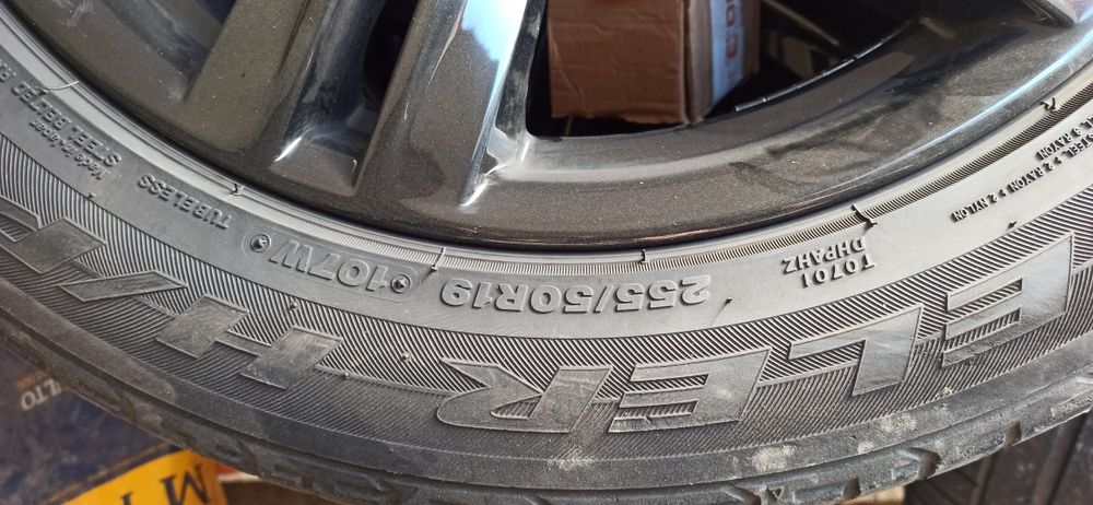 Jantes com pneus BMW x5 m50d originais