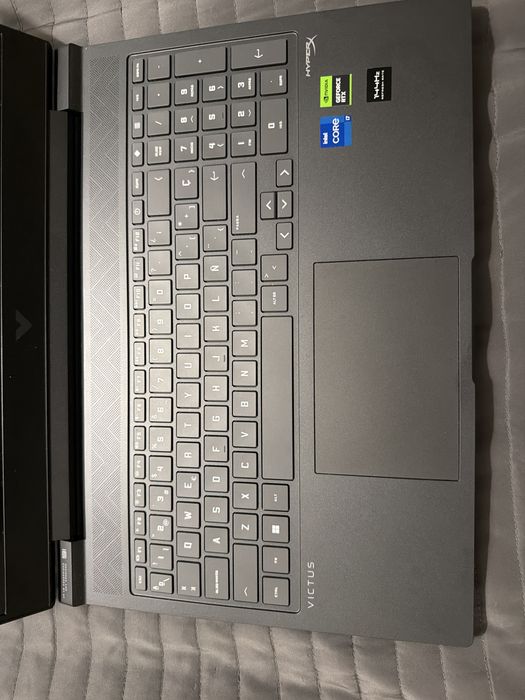 HP VICTUS 16-r1006ns c/carregador e caixa original