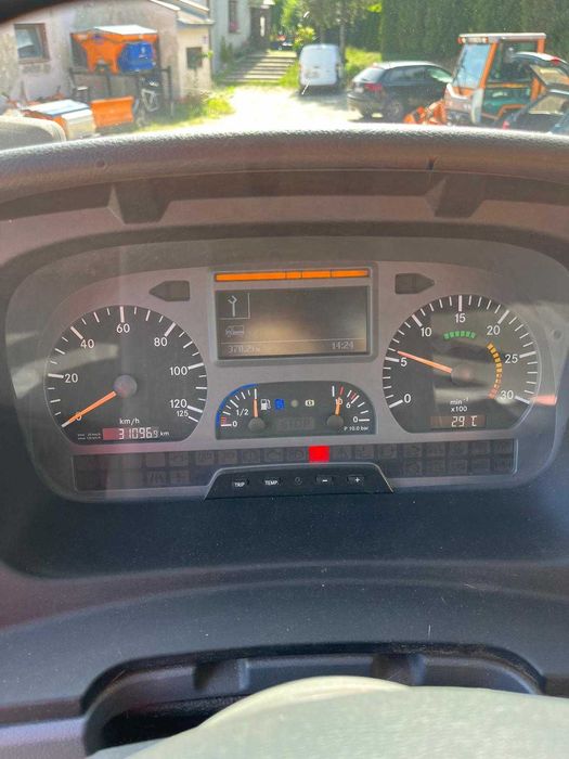 Mercedes Benz Axor 1824