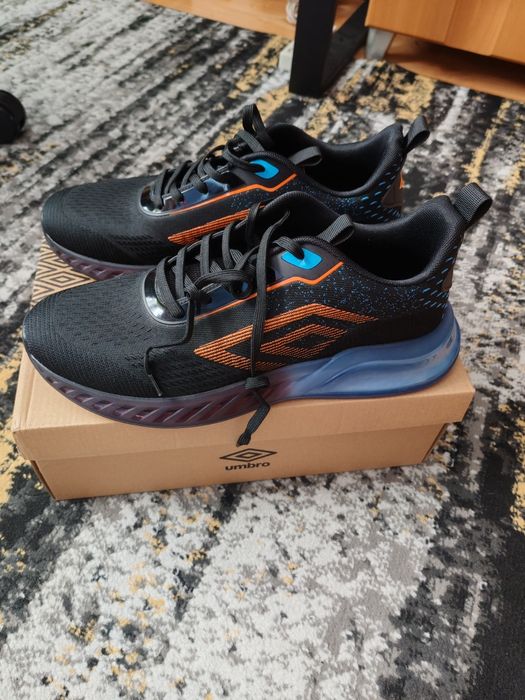 Adidasy-Buty sportowe-Umbro Venom