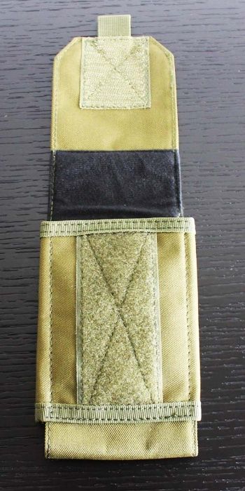 Bolsa táctica militar com sistema MOLLE resistente e impermeável