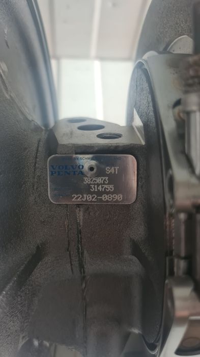 Turbosprezarka turbo turbina Volvo Schwitzer 16.1 litra L, brutto