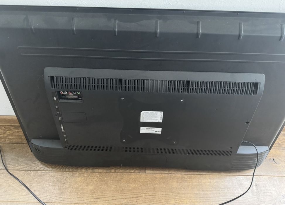 Sprzedam TV Thomson 48”