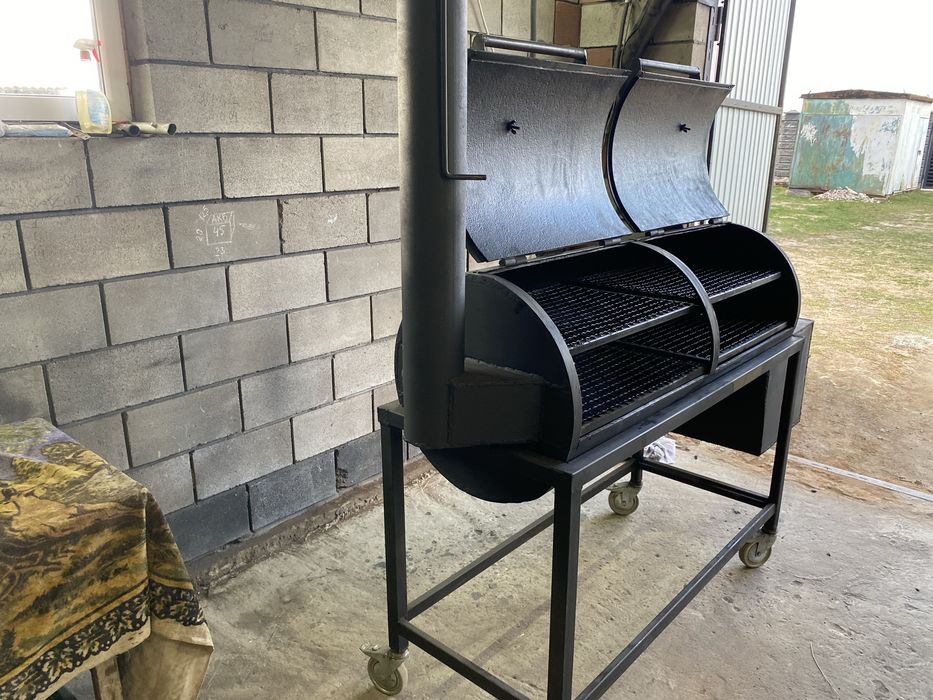 Смокер ( техаський), барбекю, коптильня