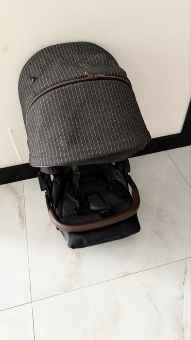 Прогулянкове крісло коляски Peg Perego