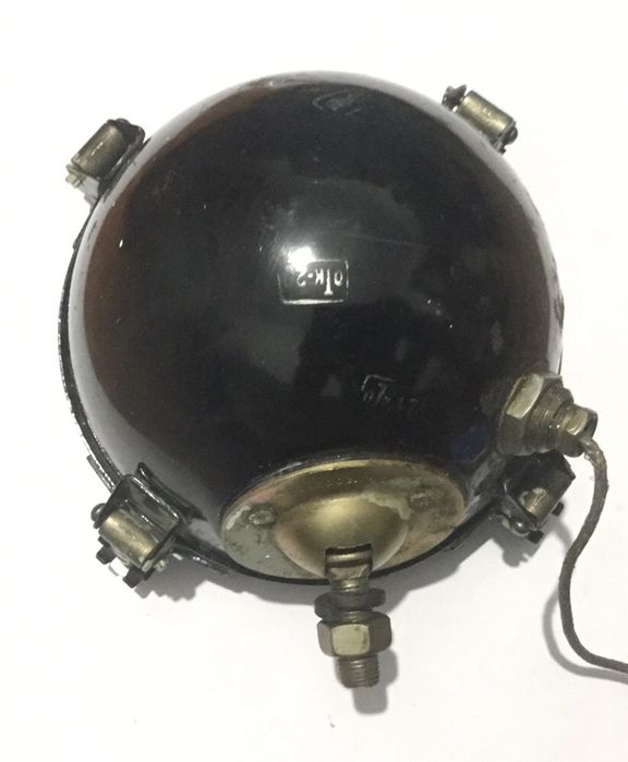 Фара танковая. Фара инфракрасная.