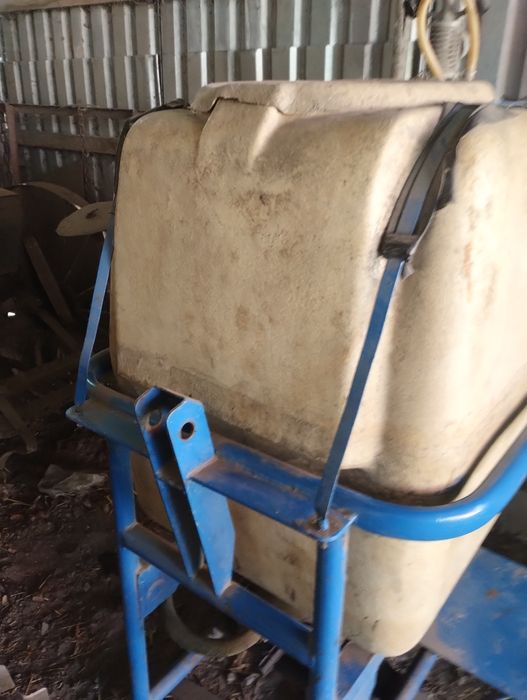 Сівалка зернова.оприскувач, кардан.