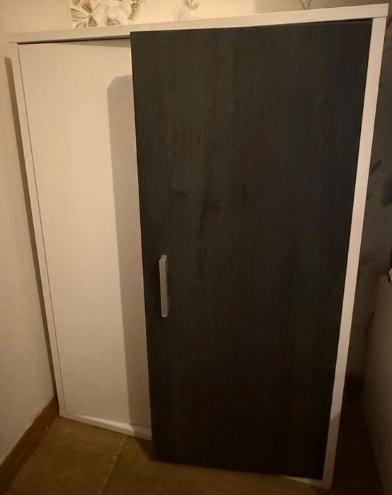 Conjunto de movel de sala de estar, 110€  e Mesa da sala 70€